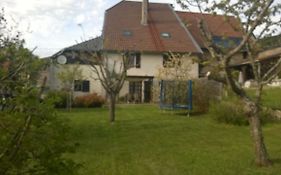 Chambres D'Hotes La Maison Des Chiens Verts